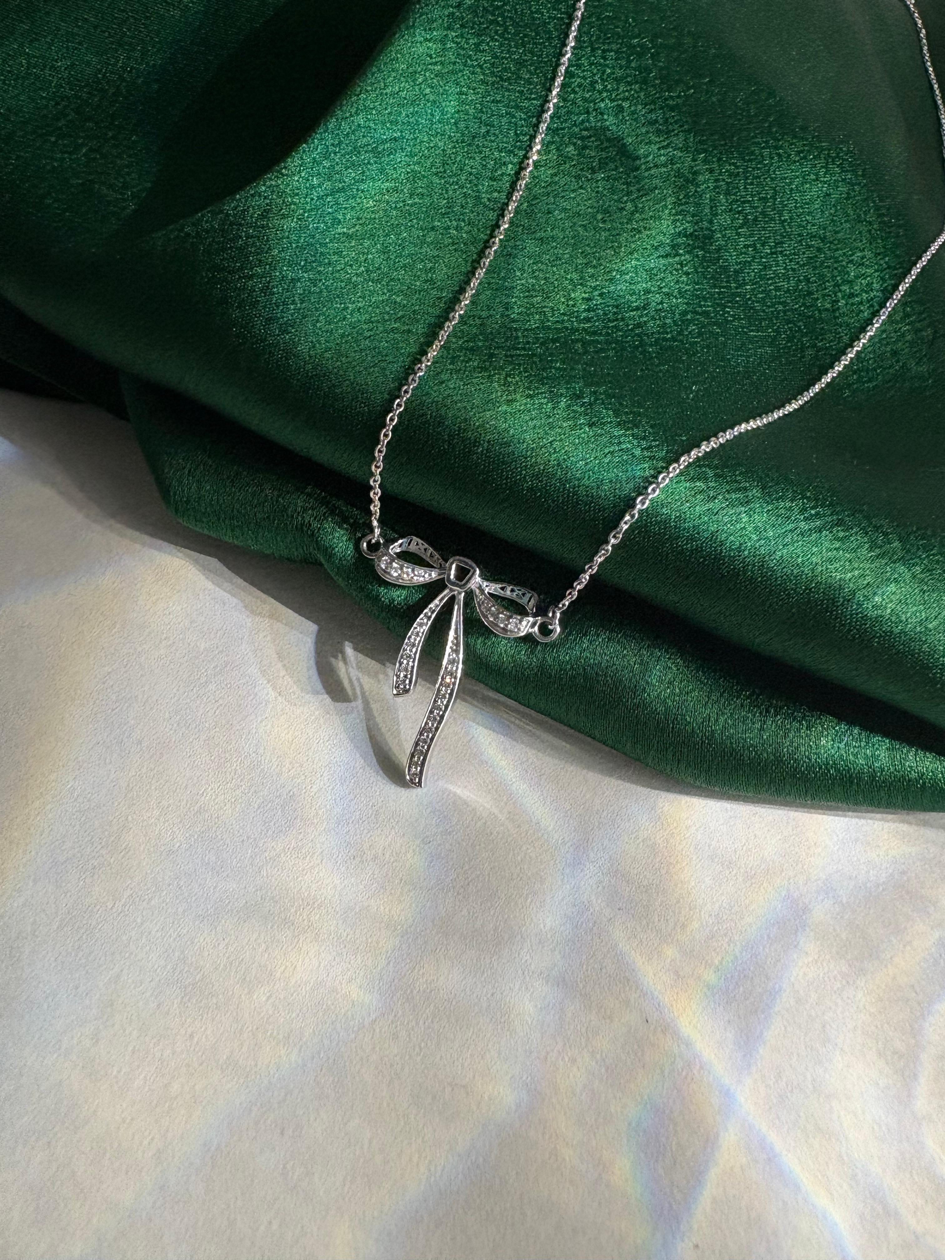 Bow Pendant